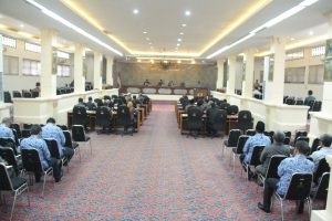 WALI KOTA CIREBON BERIKAN JAWABAN MENGENAI 5 POINT DALAM PEMBAHASAN RAPERDA