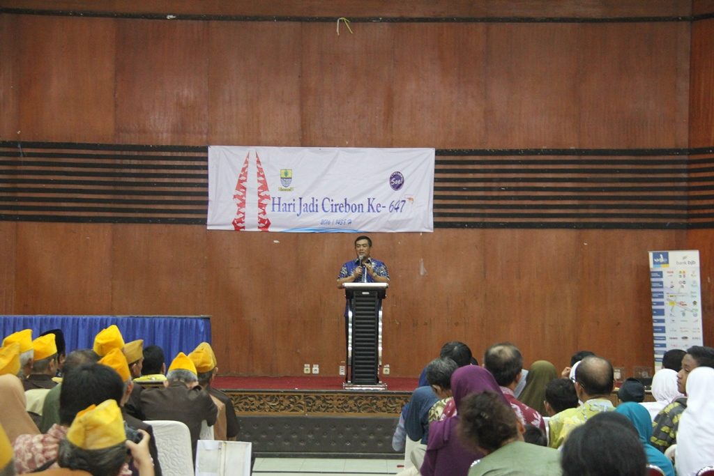 PERINGATI HARI JADI KOTA CIREBON PEMKOT GELAR SYUKURAN BERSAMA WARGA